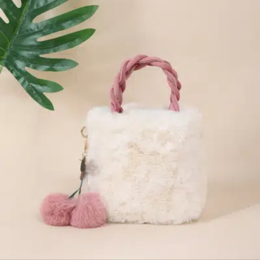 Ladies cute handbag